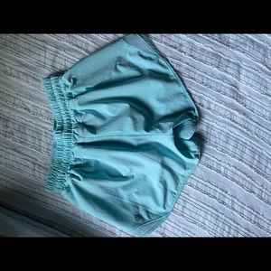RARE Icing Blue Hotty Hots from Lululemon! Size 0 (zero) 4” (4 inch inseam)